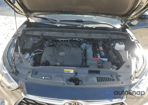 2021 Toyota Highlander Platinum z USA, uszkodzony, nr VIN 5TDFZRAH2MS066089